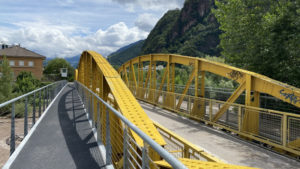 Gelbe Brücke